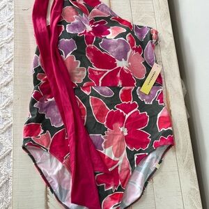 NWT Summersalt One Shoulder Floral Bow Tie